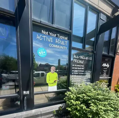 Vinyl Signs Photo